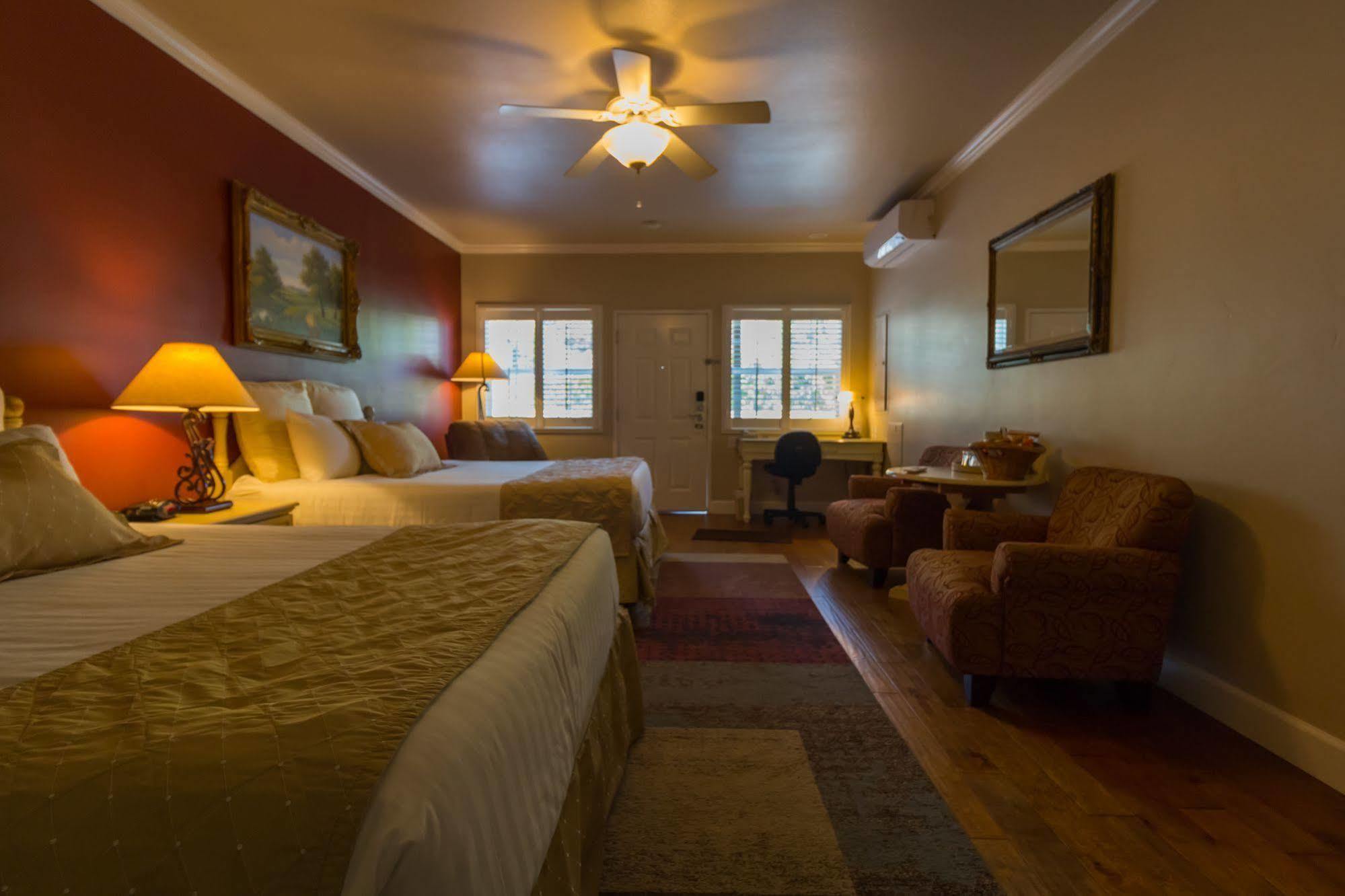 Grass Valley Courtyard Suites ภายนอก รูปภาพ