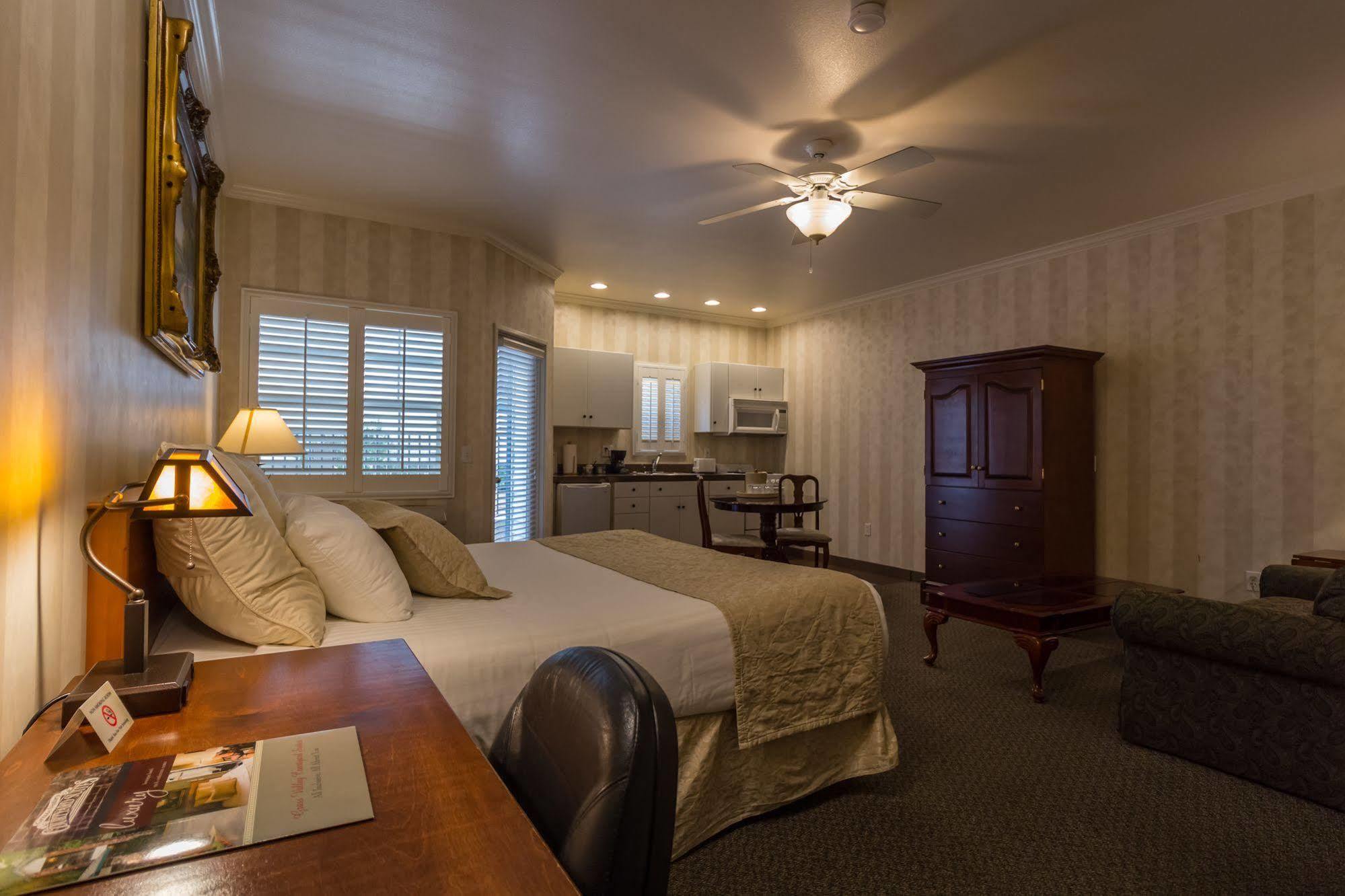 Grass Valley Courtyard Suites ภายนอก รูปภาพ